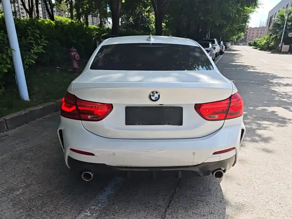 BMW 1 Series 2021