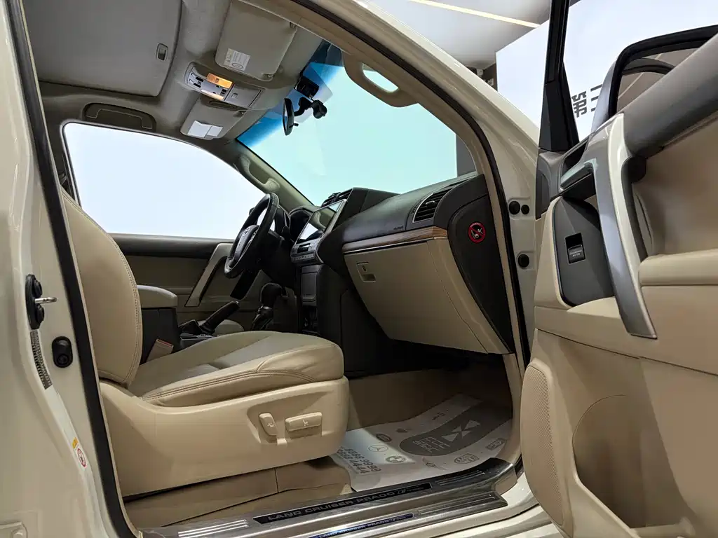 Toyota Prado 2018 — фото 24