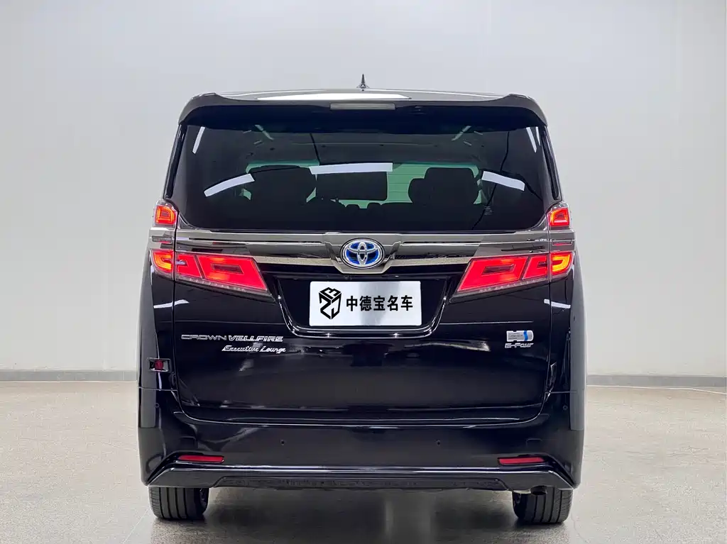 Toyota Vellfire 2022 — фото 7