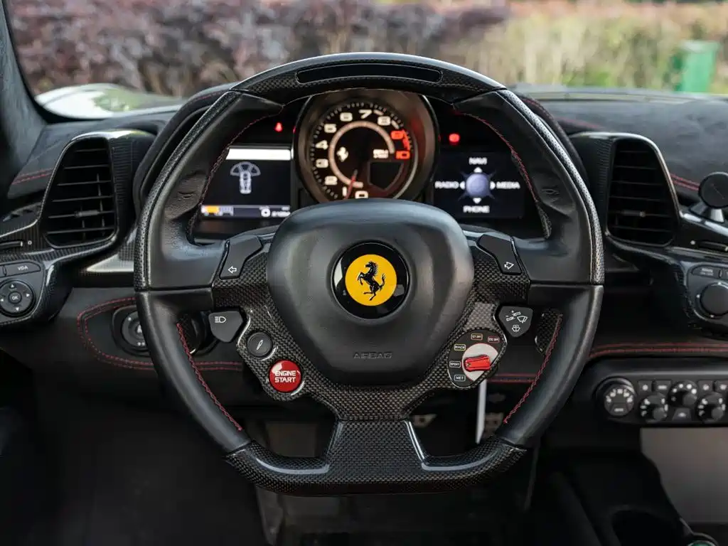 Ferrari 458 2016 — фото 11