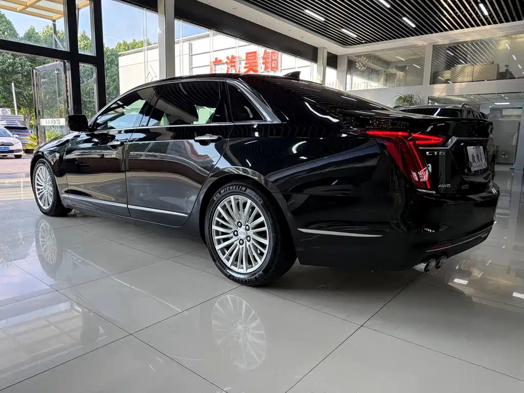 Cadillac CT6 2019 — фото 12