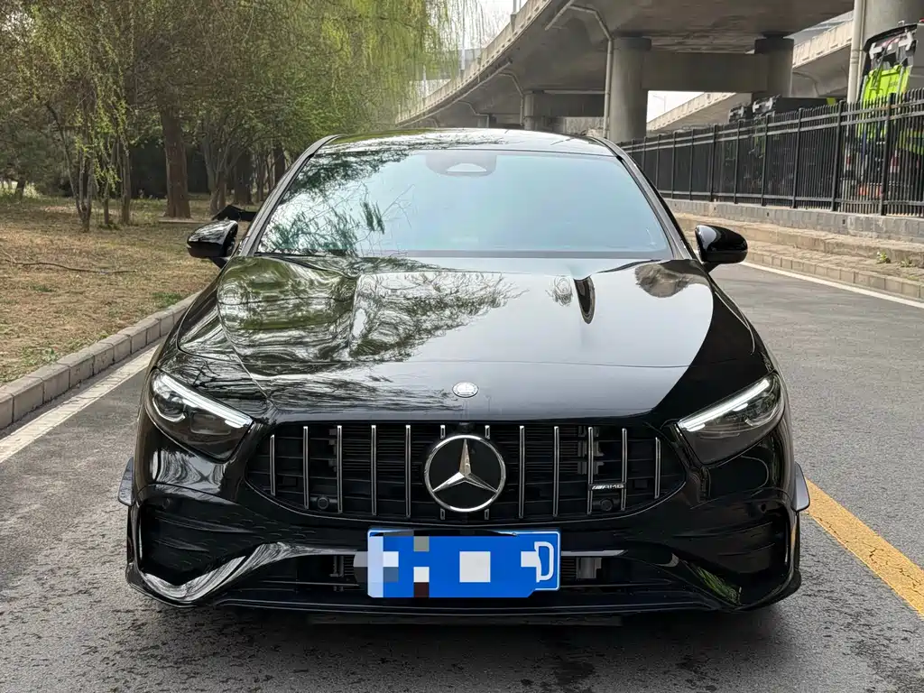 Mercedes-Benz A-Class AMG 2025 — фото 2