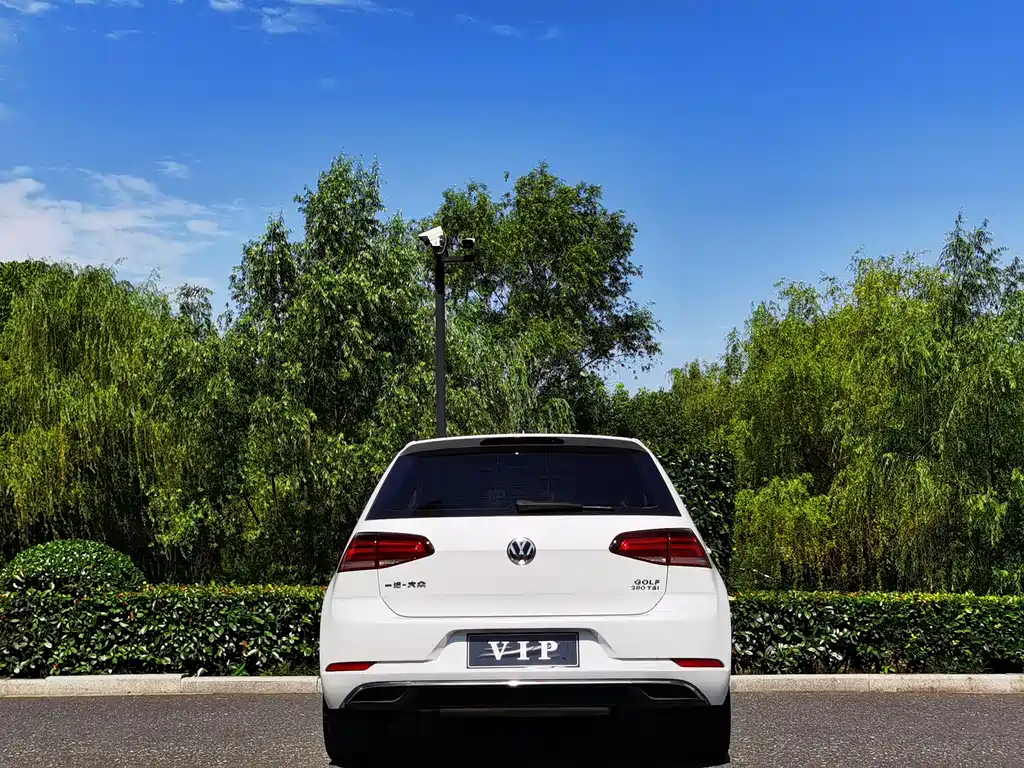 Volkswagen Golf 2020