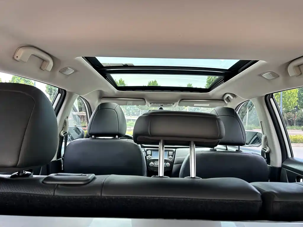 Nissan X-Trail 2017 — фото 10