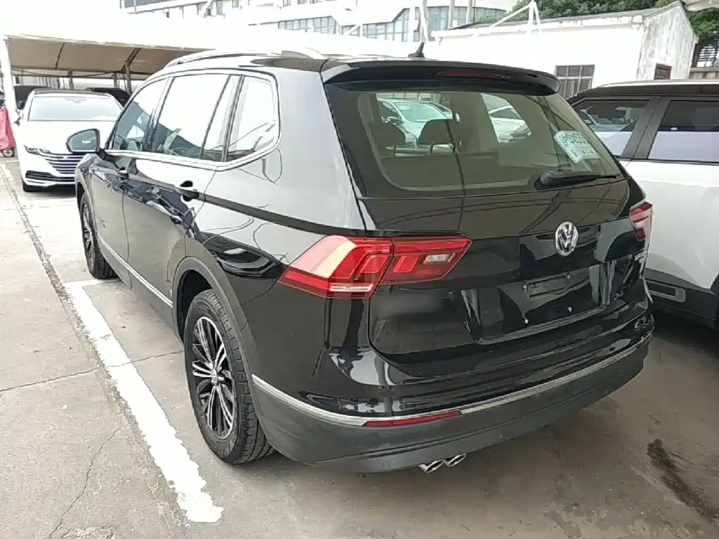 Volkswagen Tiguan L 2020 — фото 5