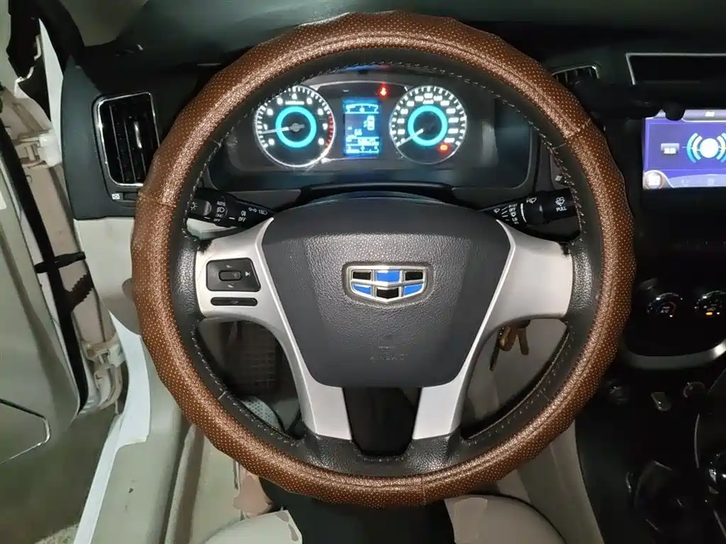 Geely Vision 2015 — фото 11