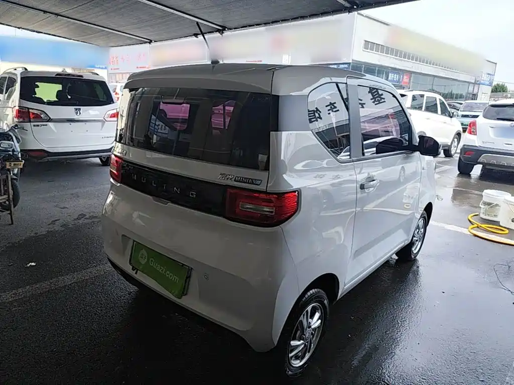 Wuling MINIEV 2021