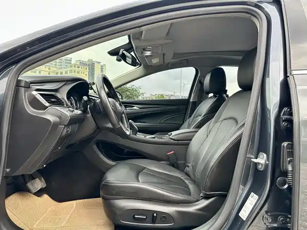 Buick LaCrosse 2021