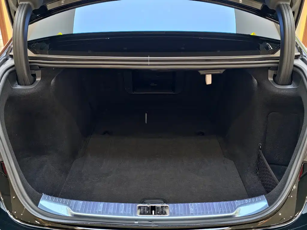 Mercedes-Benz S-Class 2022 — фото 12