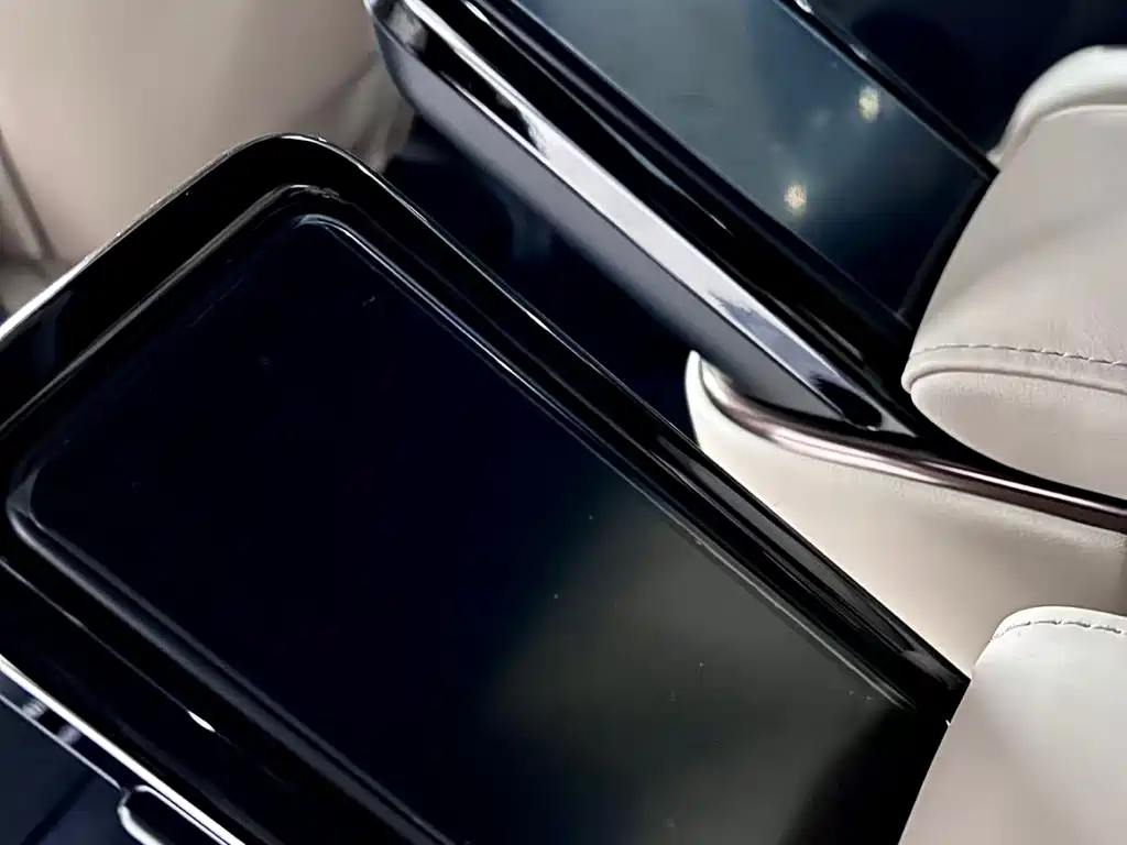 Toyota Vellfire — фото 6