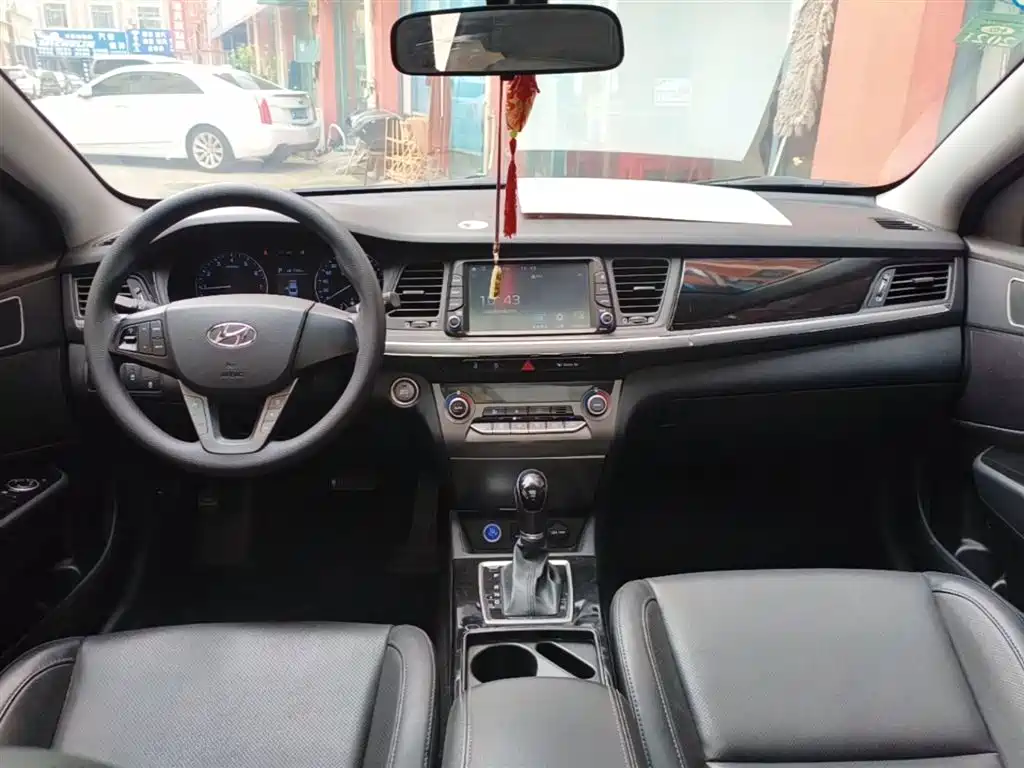 Hyundai Mistra 2017 — фото 10