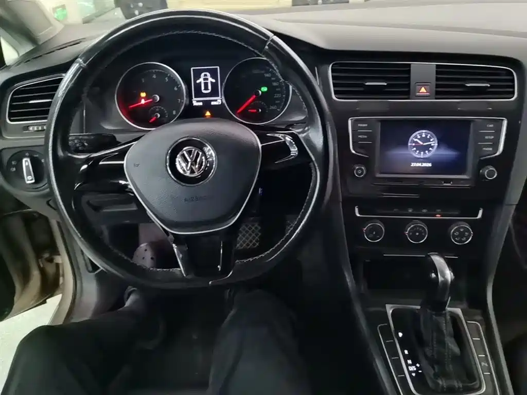 Volkswagen Golf 2017 — фото 10