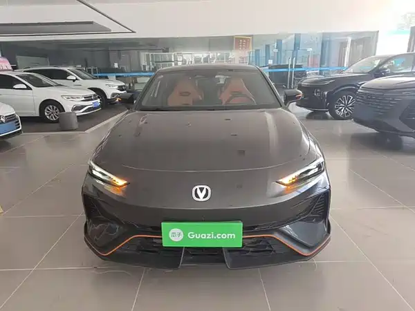 Changan UNI-V 2025