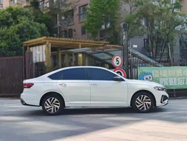Volkswagen Lavida 2023