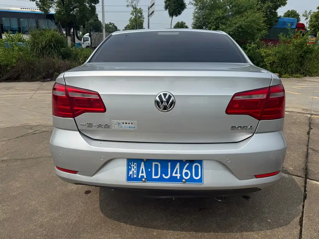 Volkswagen Bora 2015