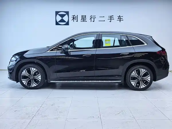 Mercedes-Benz EQE SUV 2024