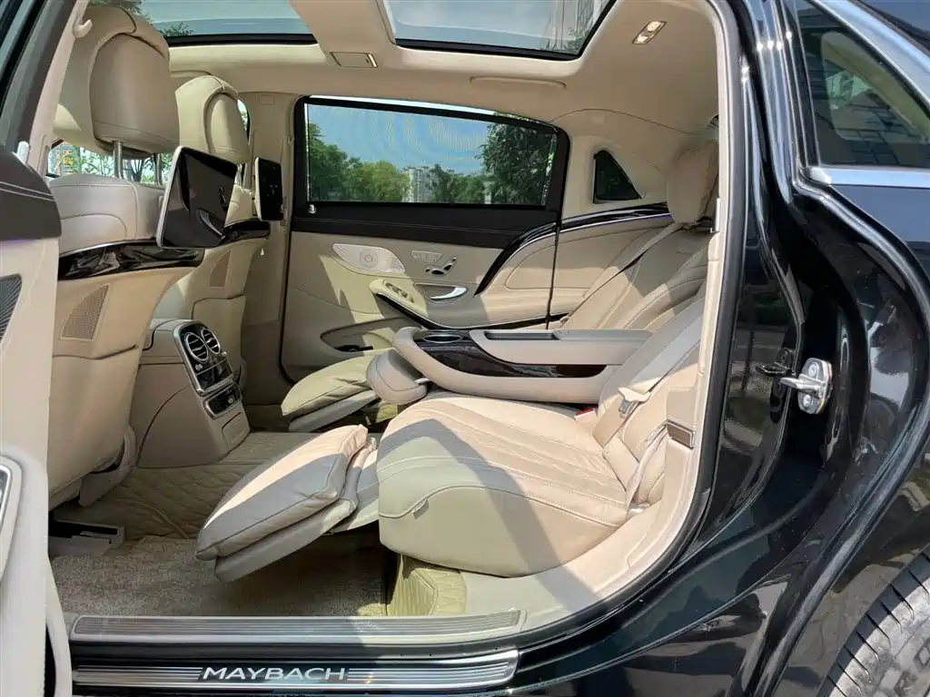 Mercedes-Benz Maybach S-Class 2020 — фото 12