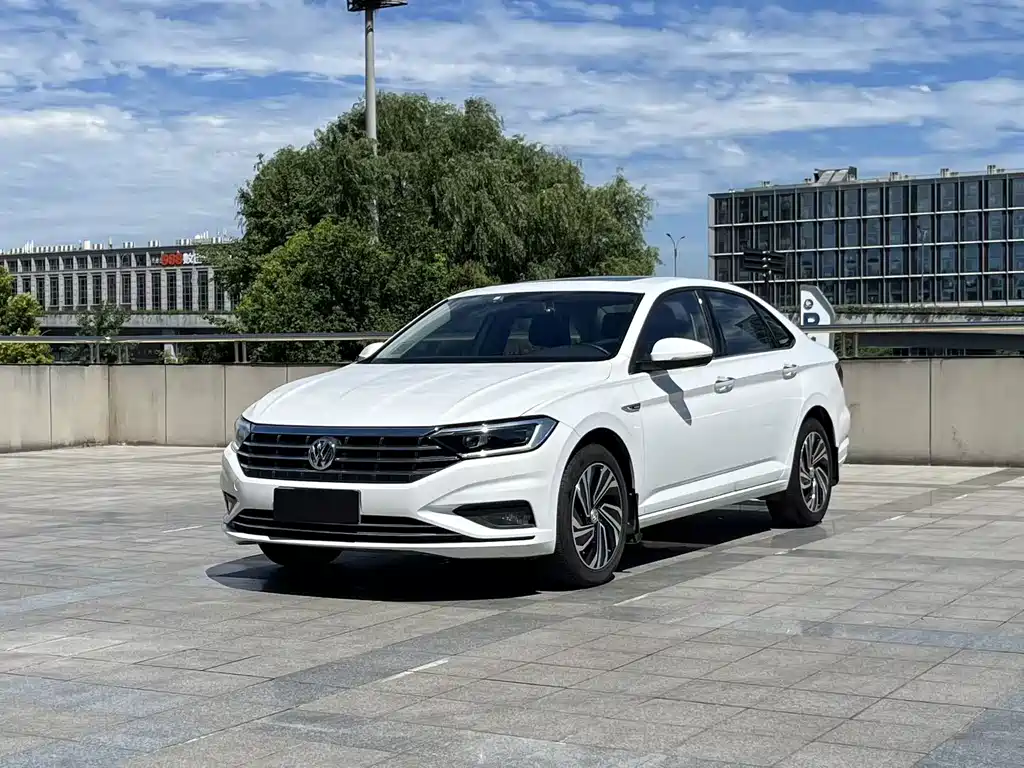 Volkswagen Sagitar 2022