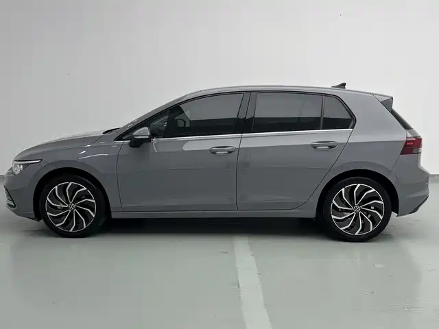 Volkswagen Golf 2023