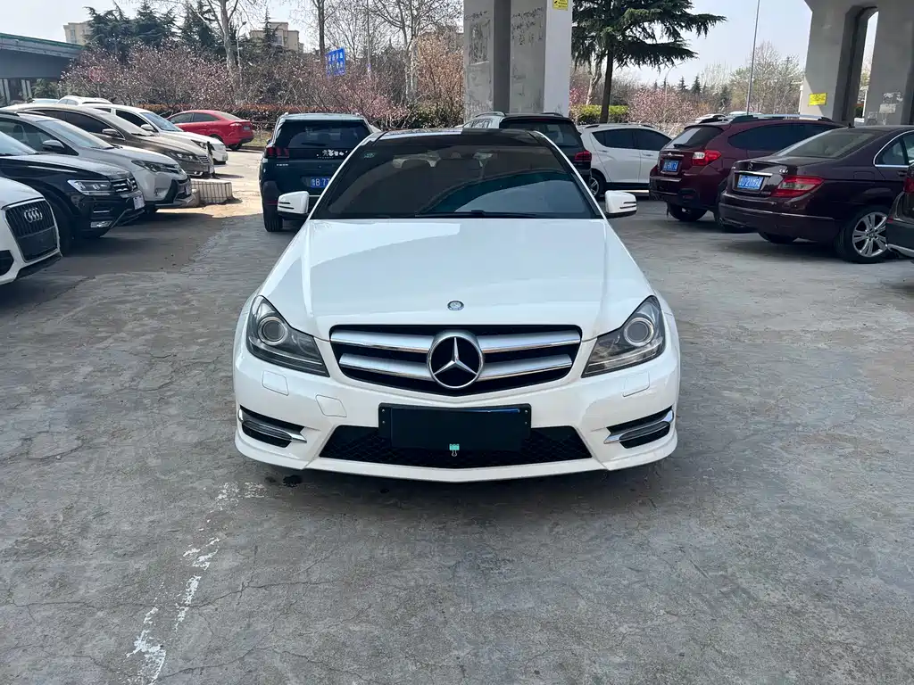 Mercedes-Benz C-Class 2014 — фото 2