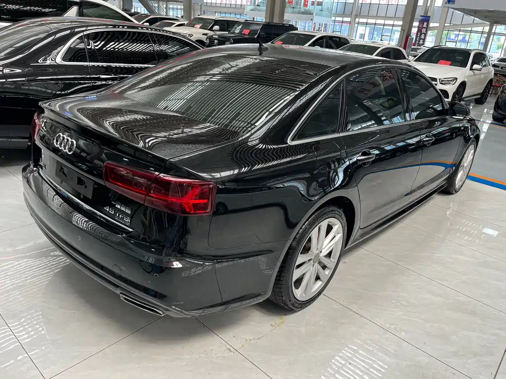 Audi A6L 2018 — фото 11