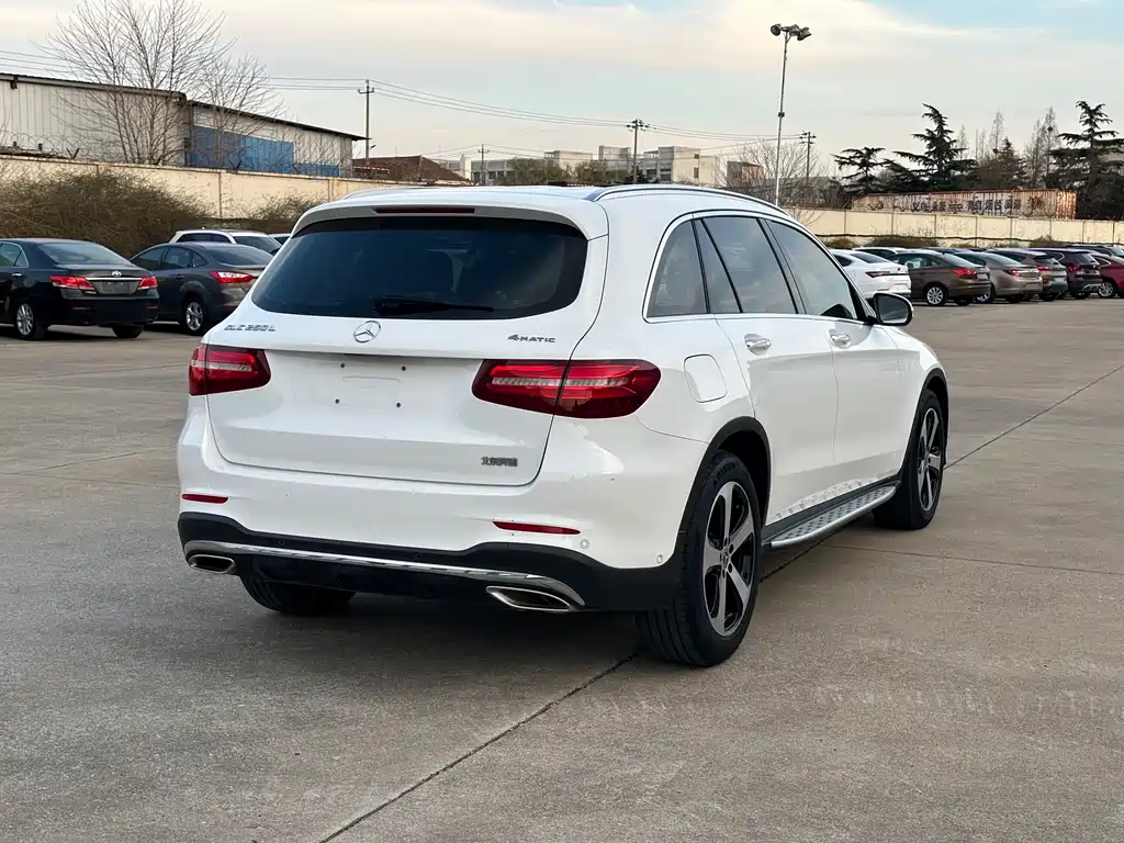 Mercedes-Benz GLC 2019 — фото 9