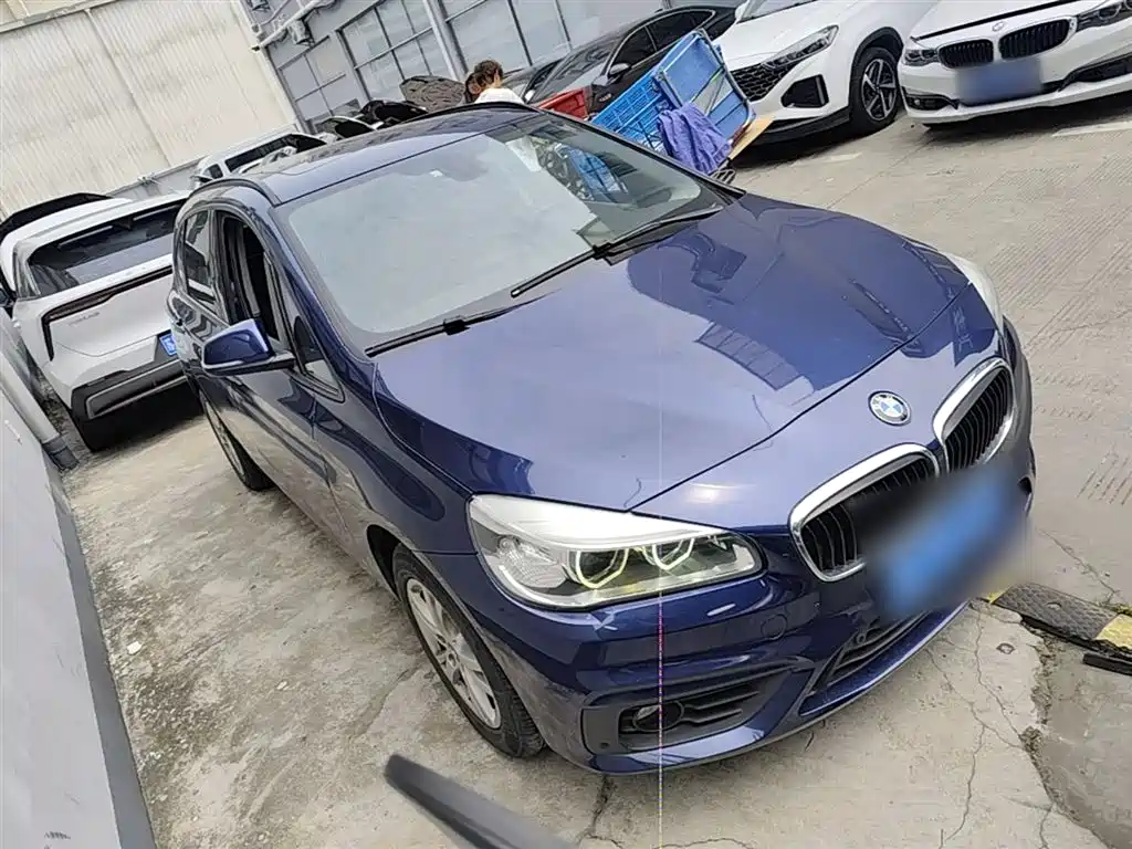 BMW 2 Series Active Tourer 2016 — фото 4