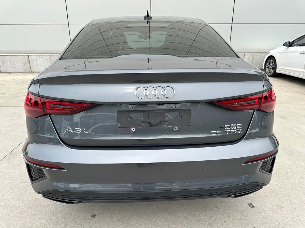 Audi A3 2022 — фото 16