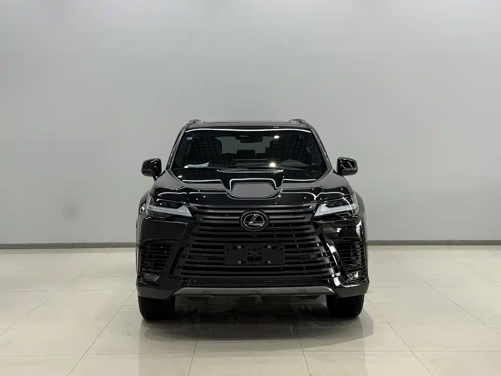 Lexus LX — фото 3