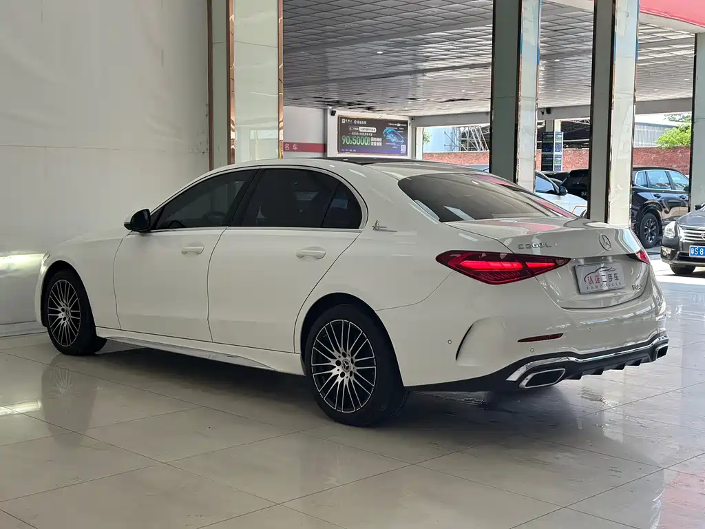 Mercedes-Benz C-Class 2023 — фото 20