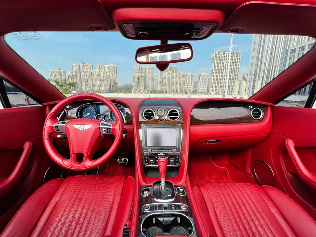 Bentley Continental 2019