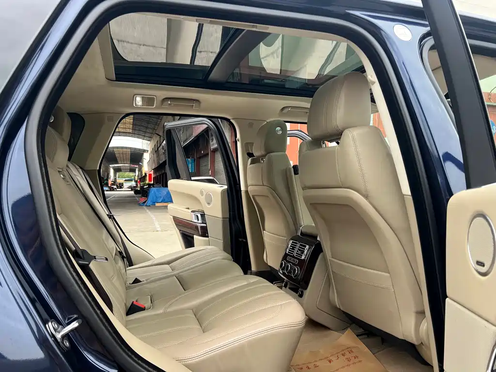 Land Rover Range Rover 2015 — фото 11