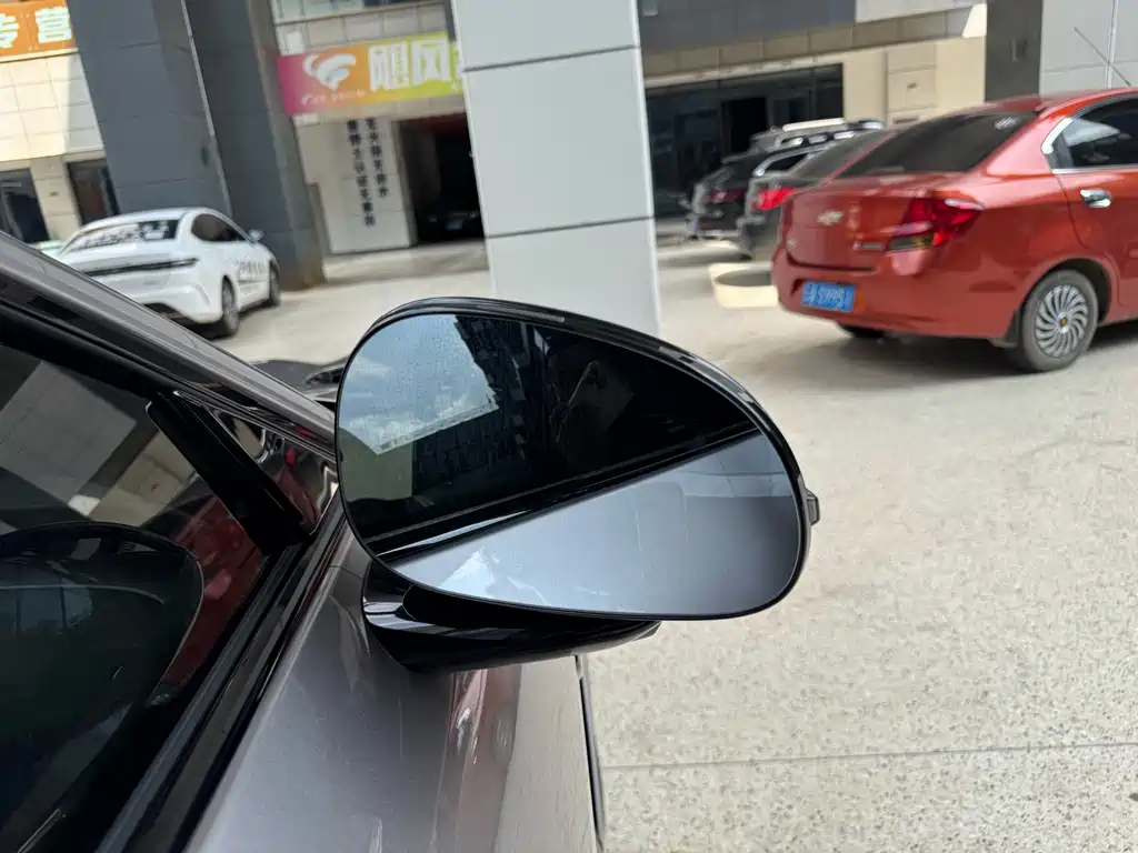 Xiaomi YU7 2026 — фото 47