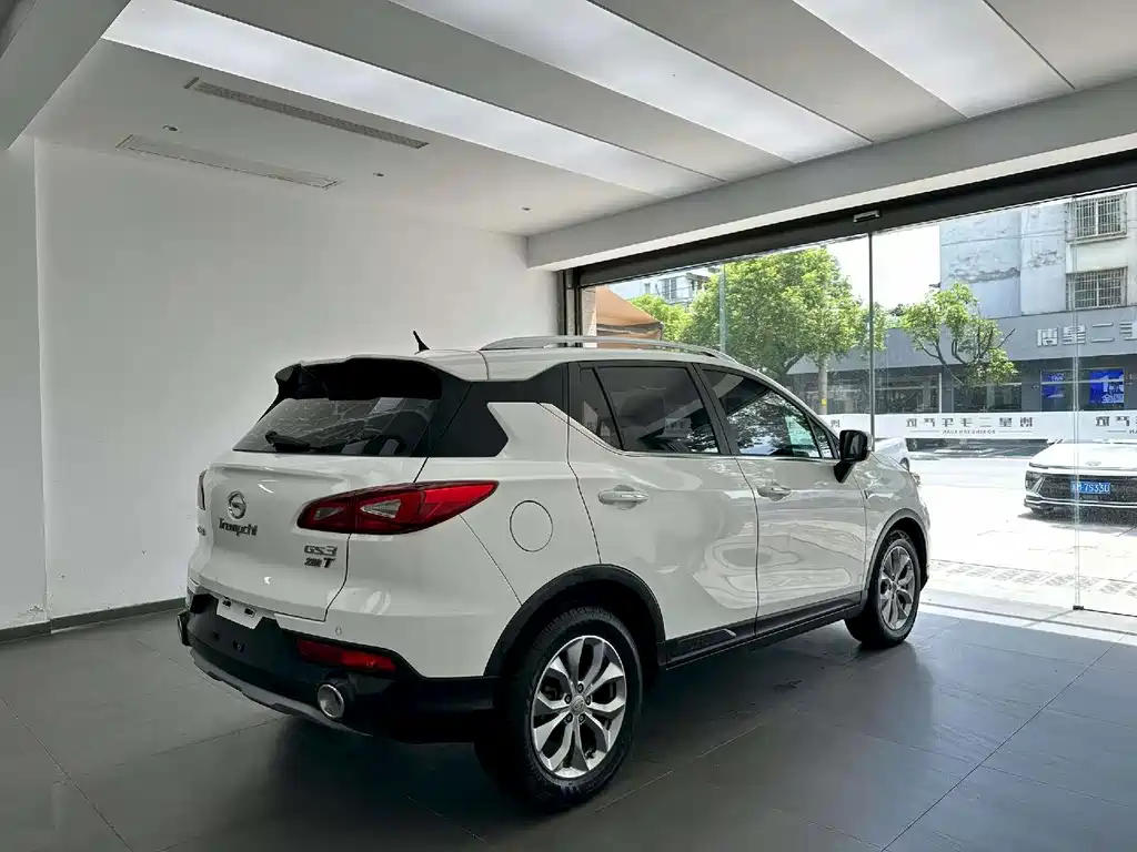 GAC Trumpchi GS3 2018 — фото 9