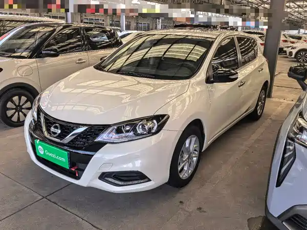 Nissan Tiida 2021