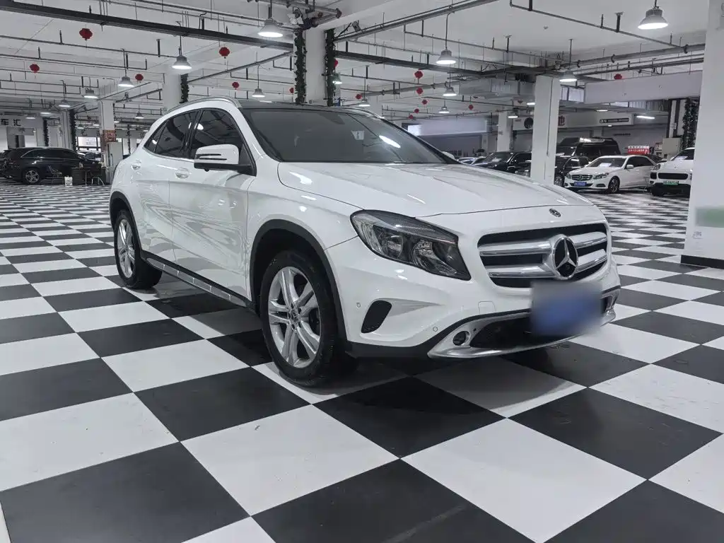 Mercedes-Benz GLA 2017