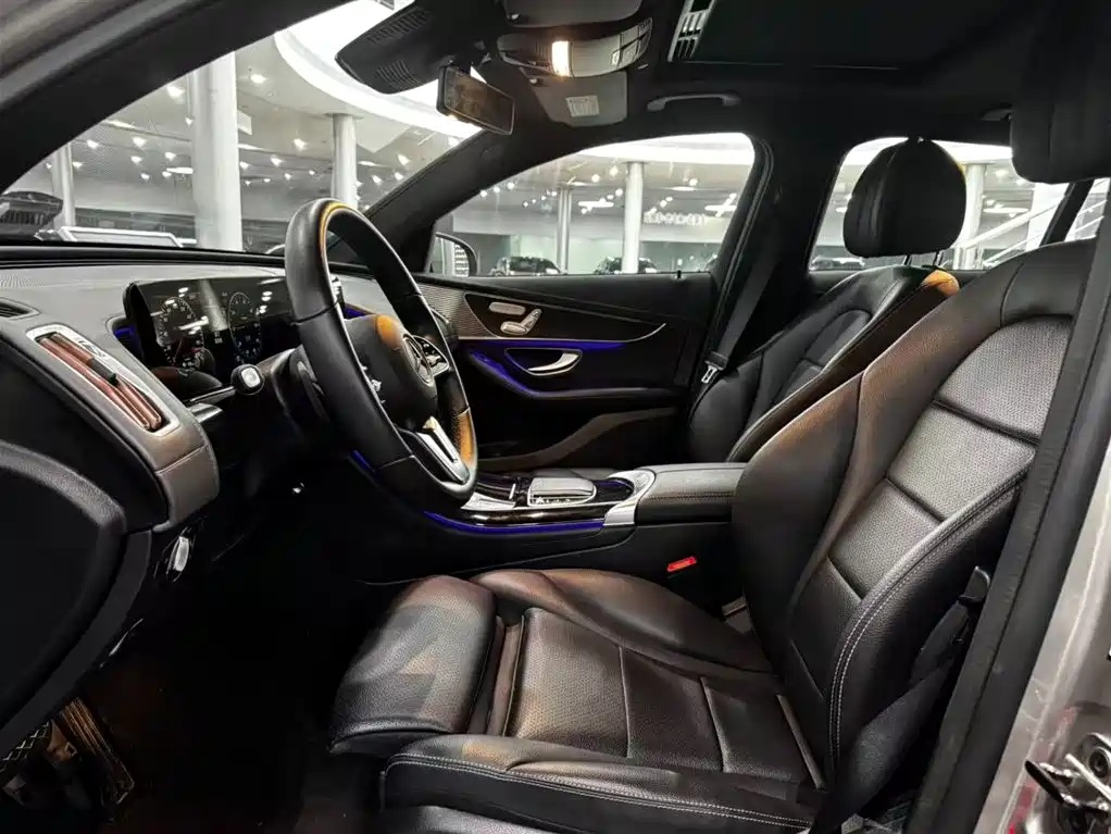 Mercedes-Benz EQC 2023 — фото 10