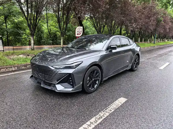 Changan UNI-V 2022