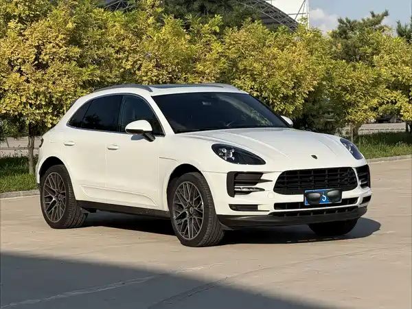 Porsche Macan 2020