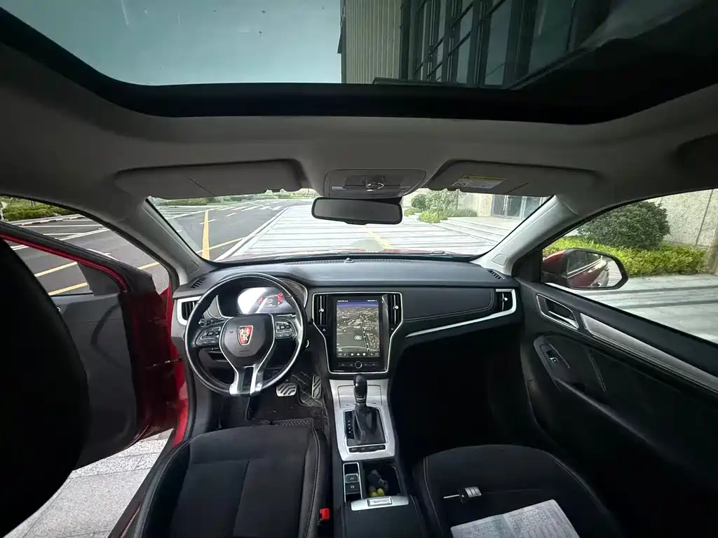 Roewe RX5 New Energy 2018