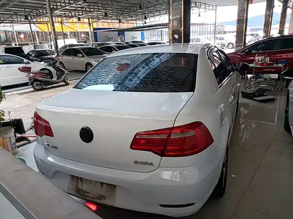 Volkswagen Bora 2016