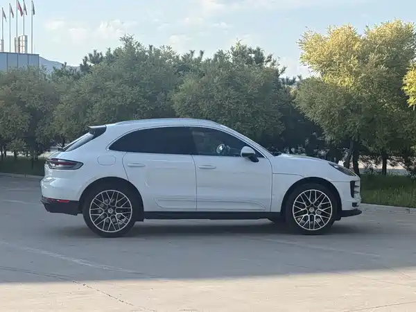 Porsche Macan 2020