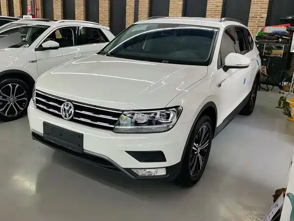 Volkswagen Tiguan L 2020