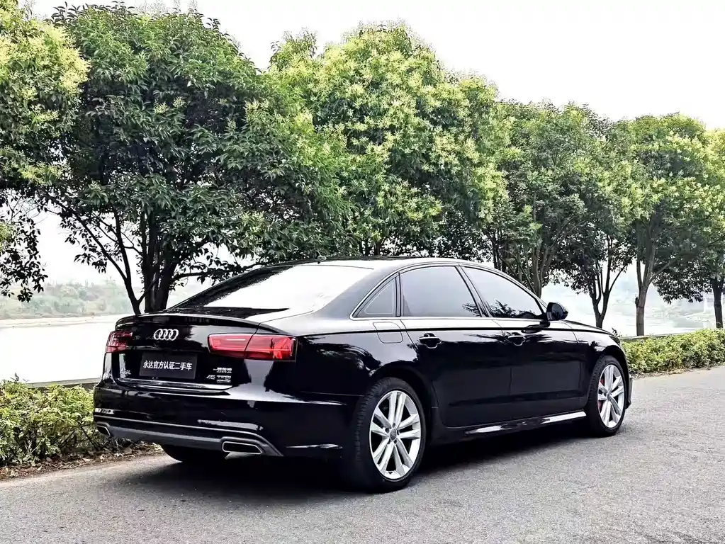 Audi A6L 2018 — фото 4