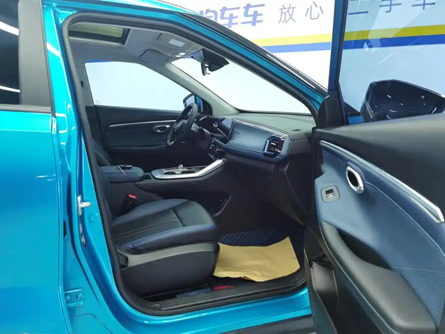 GAC Motor Trumpchi GS3 2023 — фото 8
