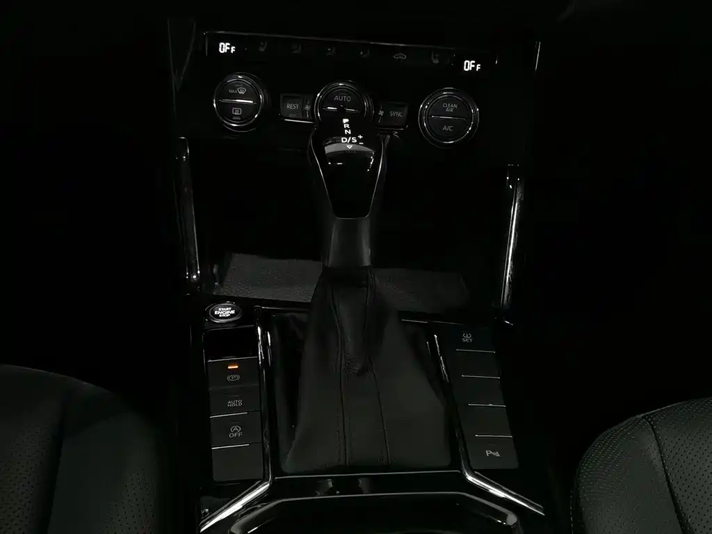 Volkswagen Passat 2019 — фото 13