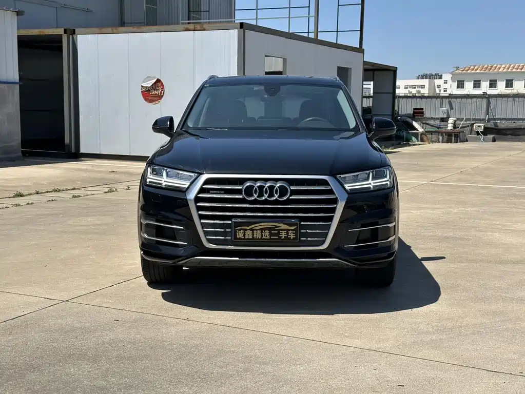 Audi Q7 2019 — фото 2