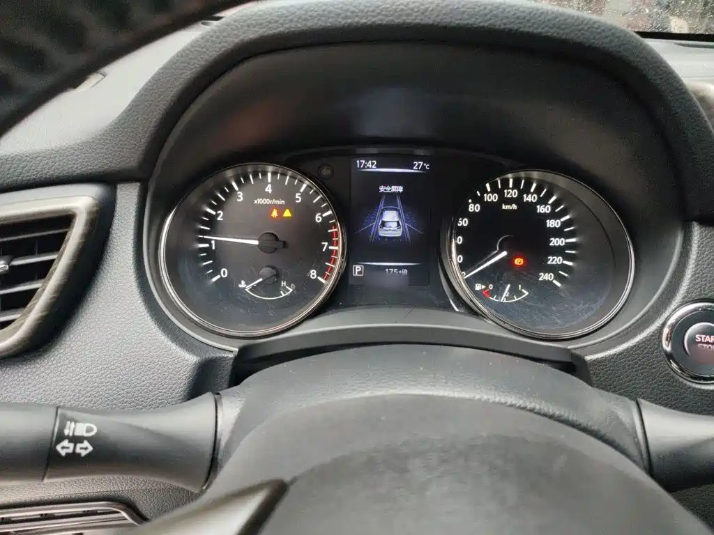 Nissan X-Trail 2020 — фото 4