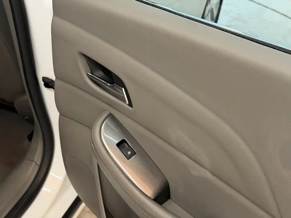 Chevrolet Malibu 2015 — фото 13