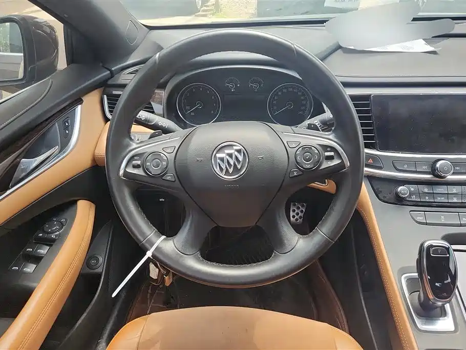 Buick LaCrosse 2016 — фото 15